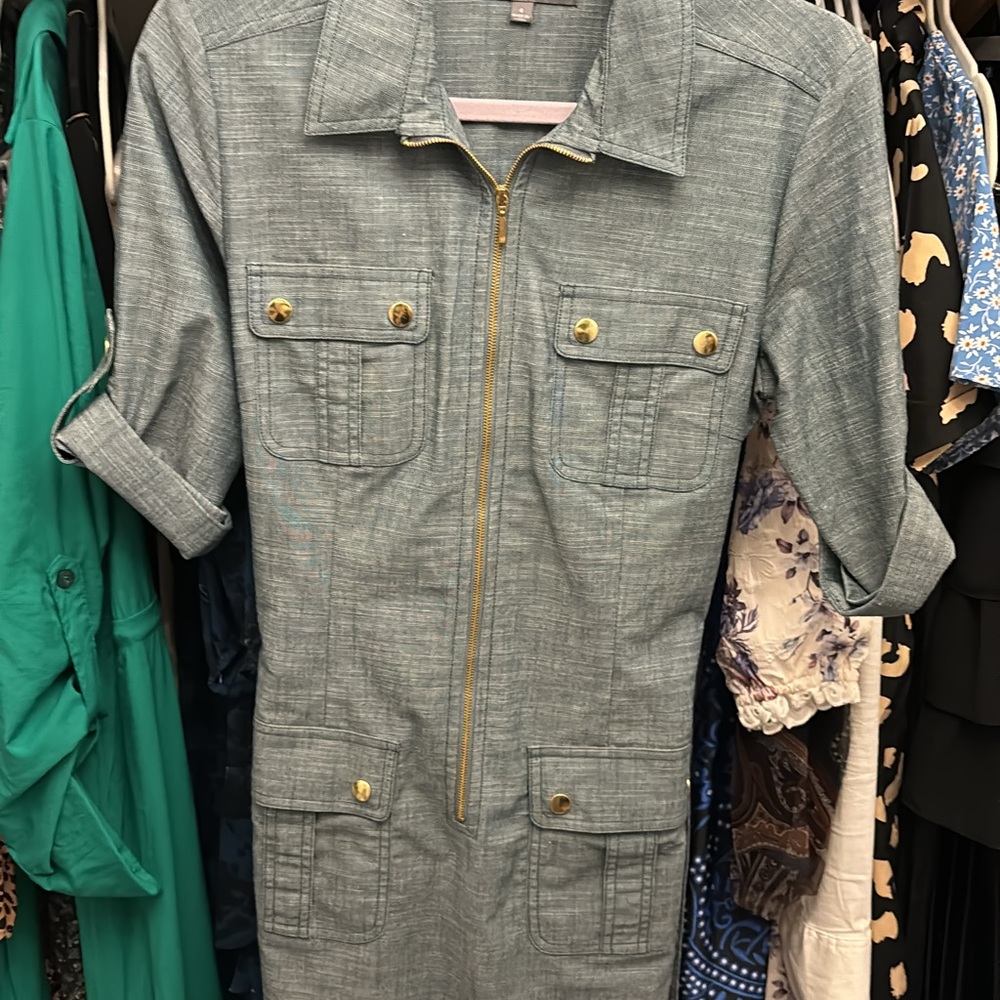 Sharagano Light Blue Zip-Up Jacket with Gold Accents